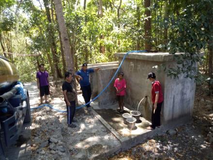 BAKSOS KORPRI KABUPATEN BANTUL TUANGKAN AIR BERSIH DI DLINGO